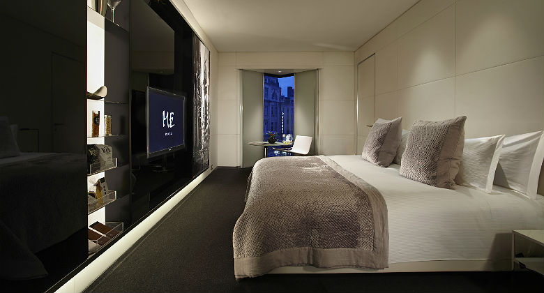 London ME hotel.