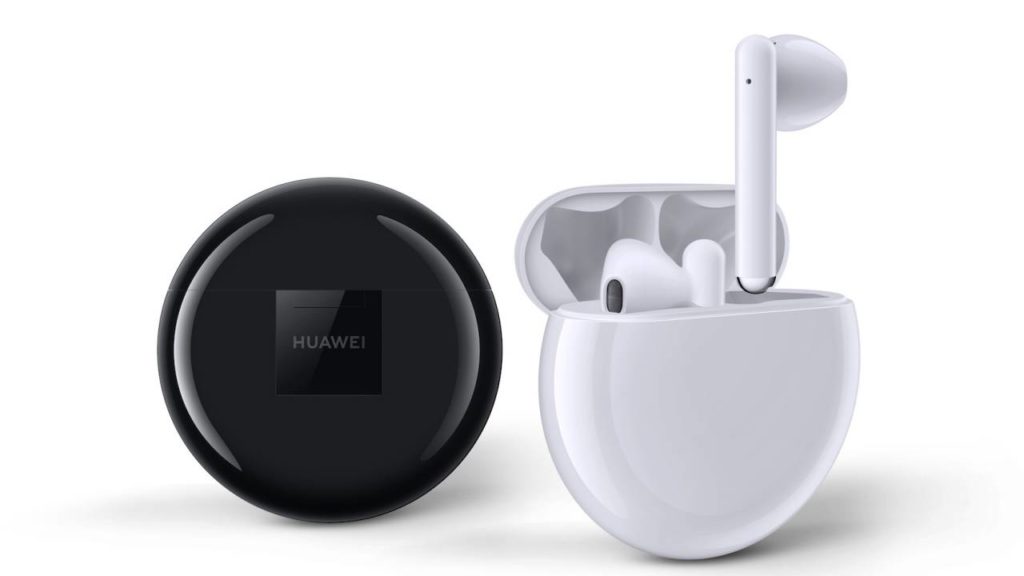 White and black versions of the Huawei freebuds 3 on a white background.